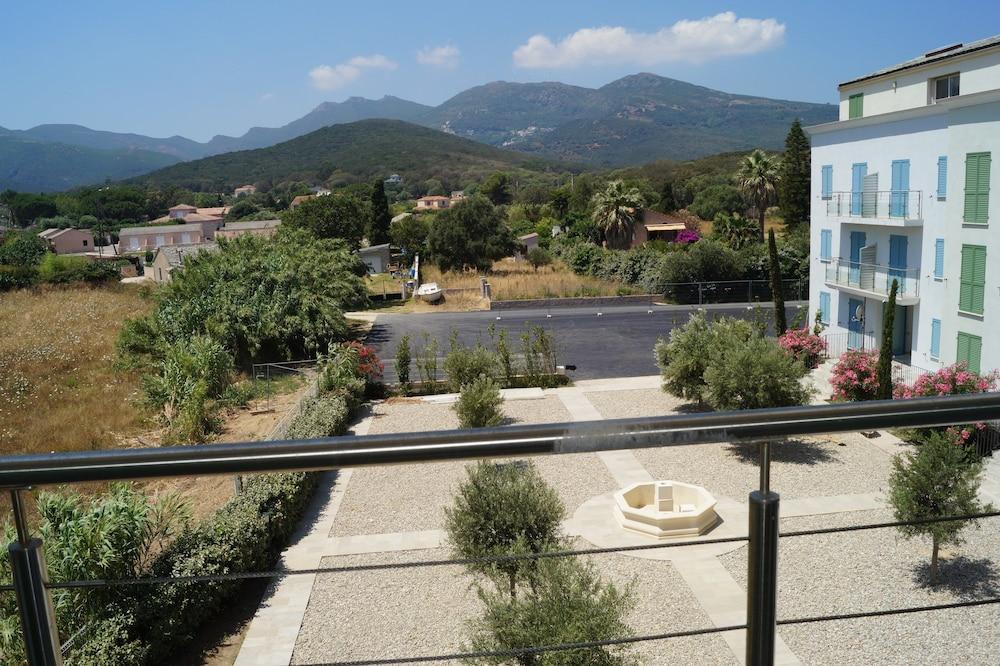Residence Villa Tyrrenia Macinaggio  Exterior foto